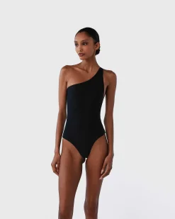 Brandon Blackwood One-Piece><noscript><img width=