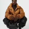 Brandon Blackwood Shoulder Bags>Cortni Bag Black Leather