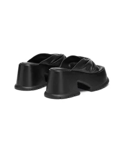 Brandon Blackwood Platforms><noscript><img width=